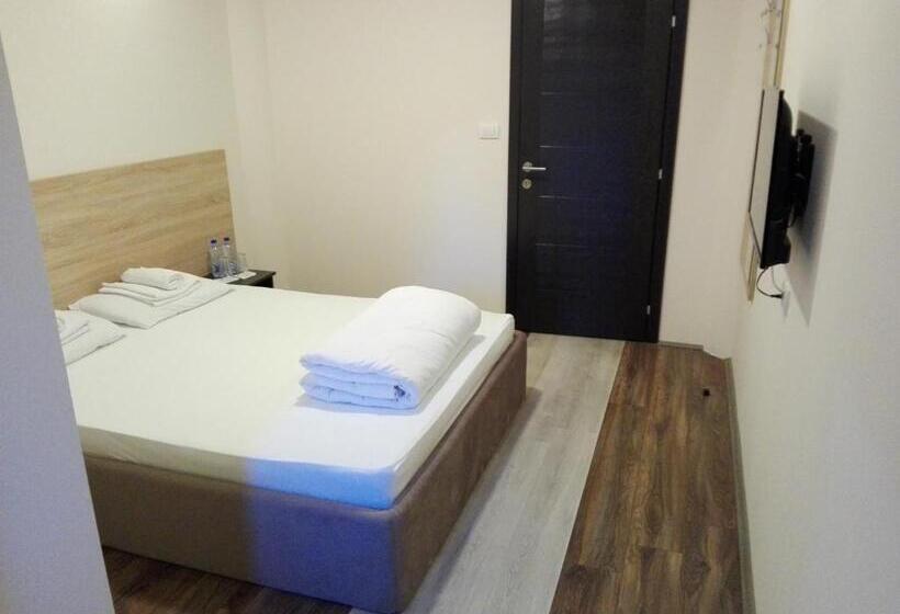 پانسیون Sleep&go Guest House