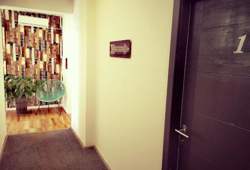 پانسیون Sleep&go Guest House