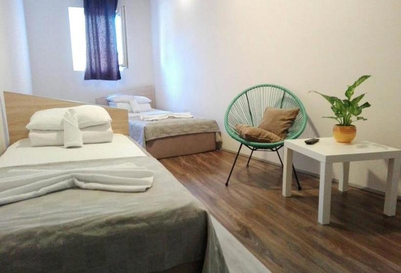 پانسیون Sleep&go Guest House