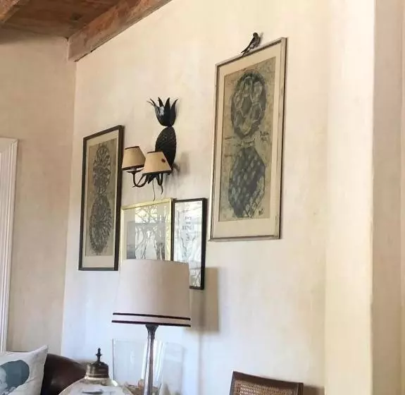 Hotelli Halstead Farm