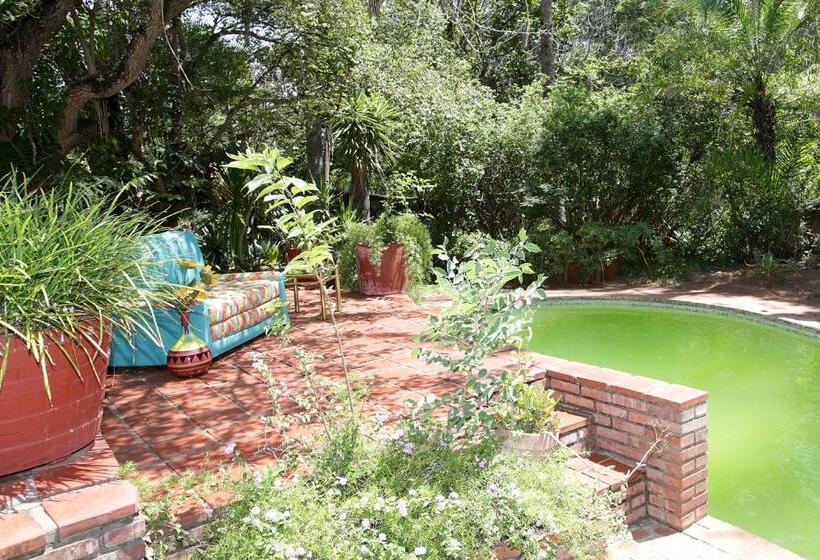 پانسیون Fleming Place