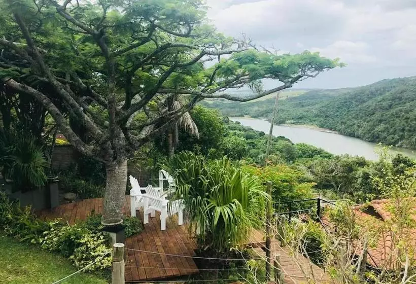 Majatalo Gonubie Summit