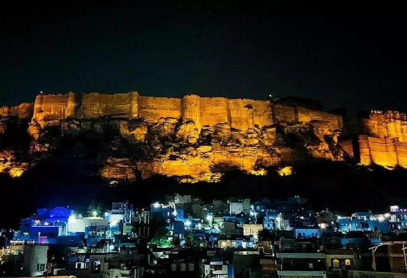 پانسیون Gopal Home Stay & Guest House