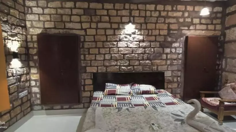 پانسیون Gopal Home Stay & Guest House
