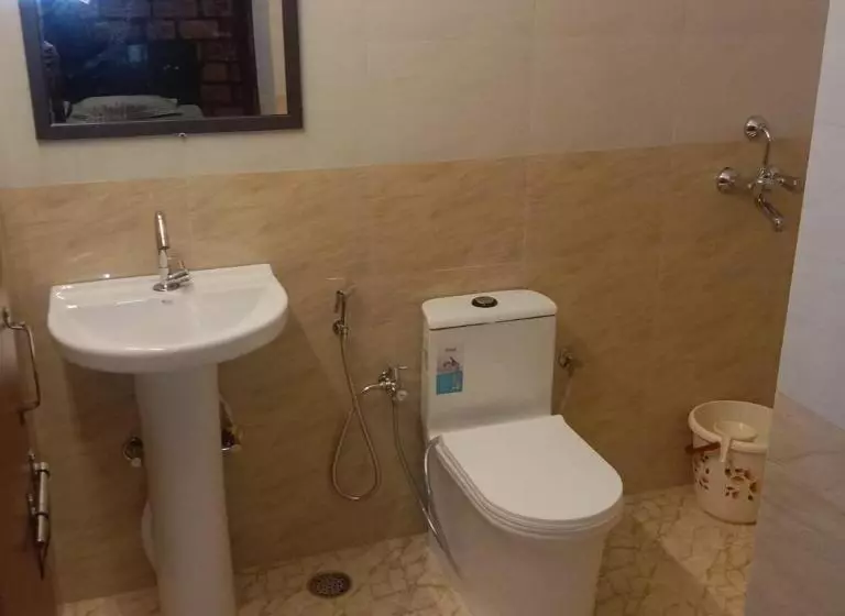پانسیون Gopal Home Stay & Guest House