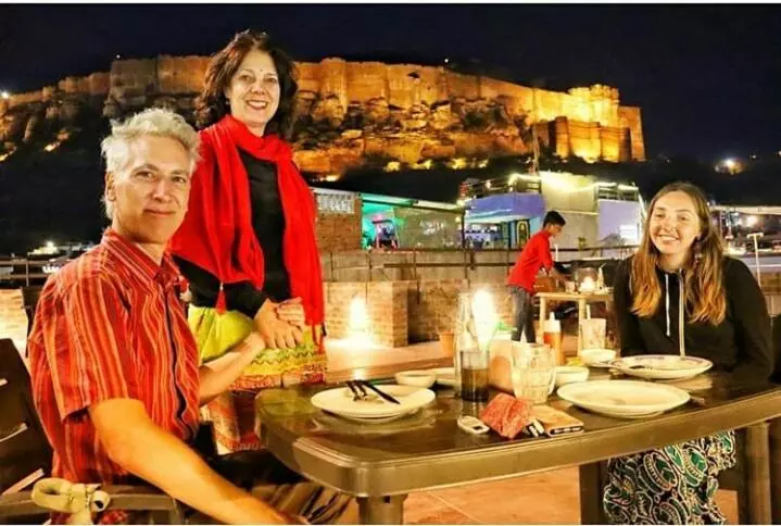پانسیون Gopal Home Stay & Guest House