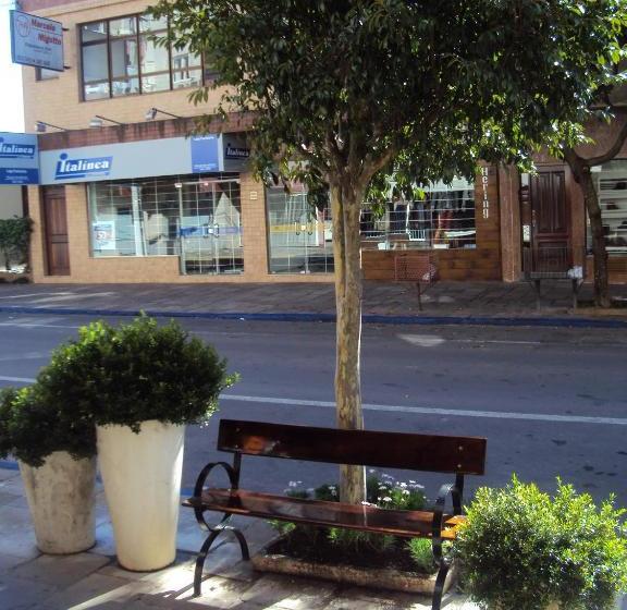 膳宿费 Pousada Dona Luiza