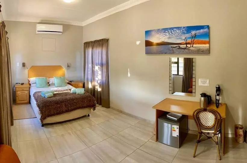 Majatalo Schuetzenhaus Guesthouse