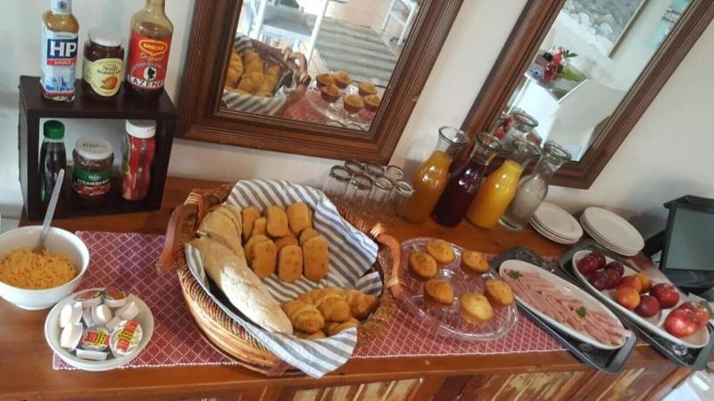 פנסיון The Ridge Guesthouse