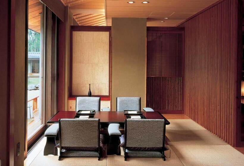 旅館 Akazawa Geihinkan