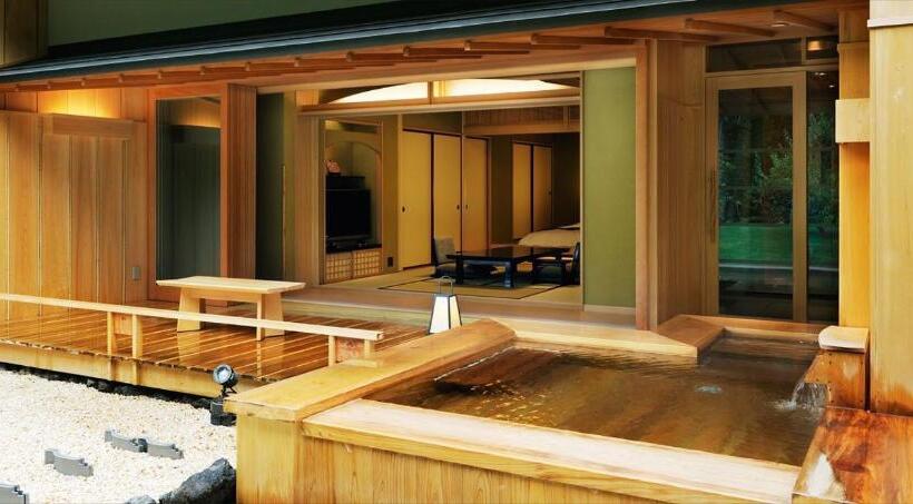 旅館 Akazawa Geihinkan