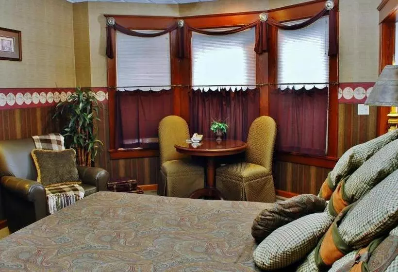 هاستل Arbor Hill Inn