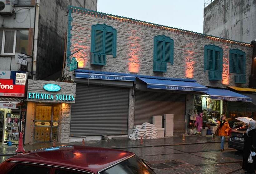 ホテル Ethnica Suites