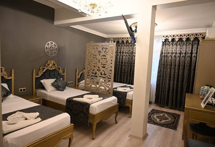 ホテル Ethnica Suites