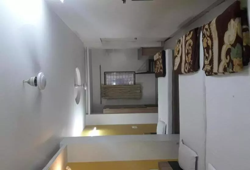 Hôtel Pariwar