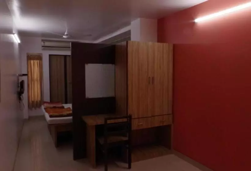 Hôtel Pariwar