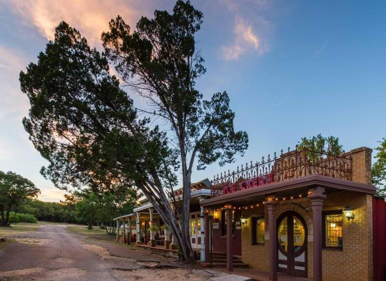 فندق صغير 7a Ranch