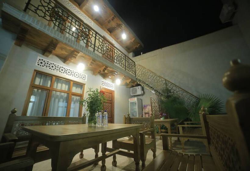 הוסטל Bukhara Baraka Boutique