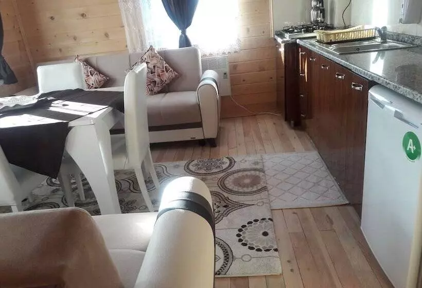 Meleklerin Evi Apart