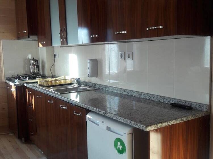 Meleklerin Evi Apart