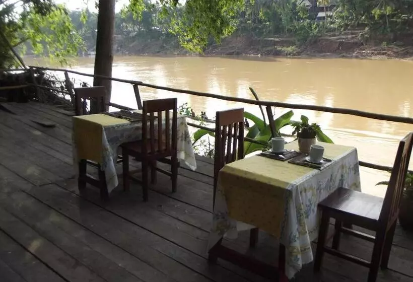 ペンション Ban Vivanh Chambres D'hotes