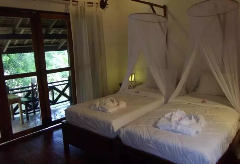 ペンション Ban Vivanh Chambres D'hotes