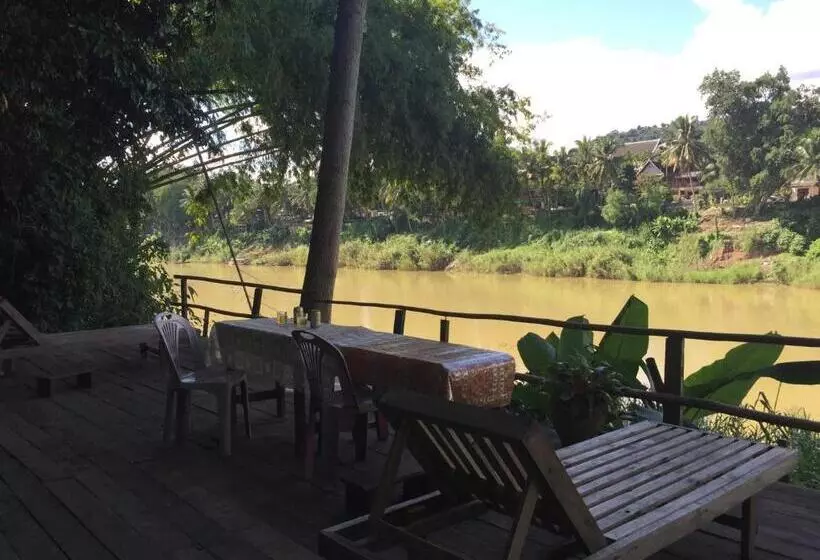 ペンション Ban Vivanh Chambres D'hotes