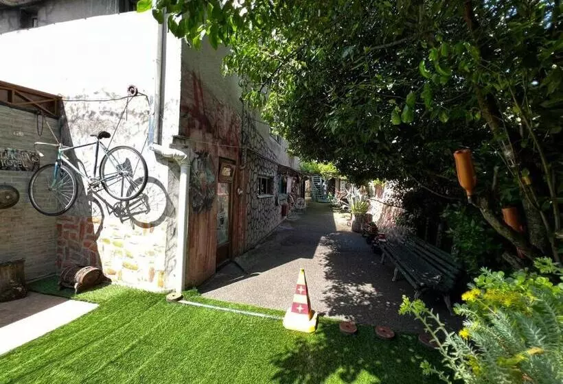 پانسیون Qilimcha S Guesthouse Art Museum