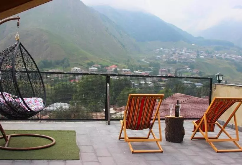 پانسیون Veranda Guesthouse