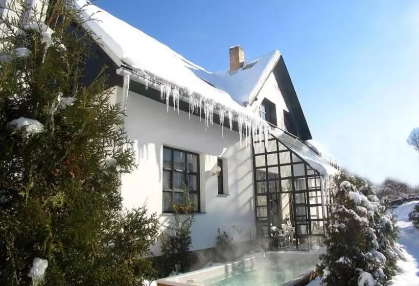 Majatalo Wellness Penzion Lázně Jablonec