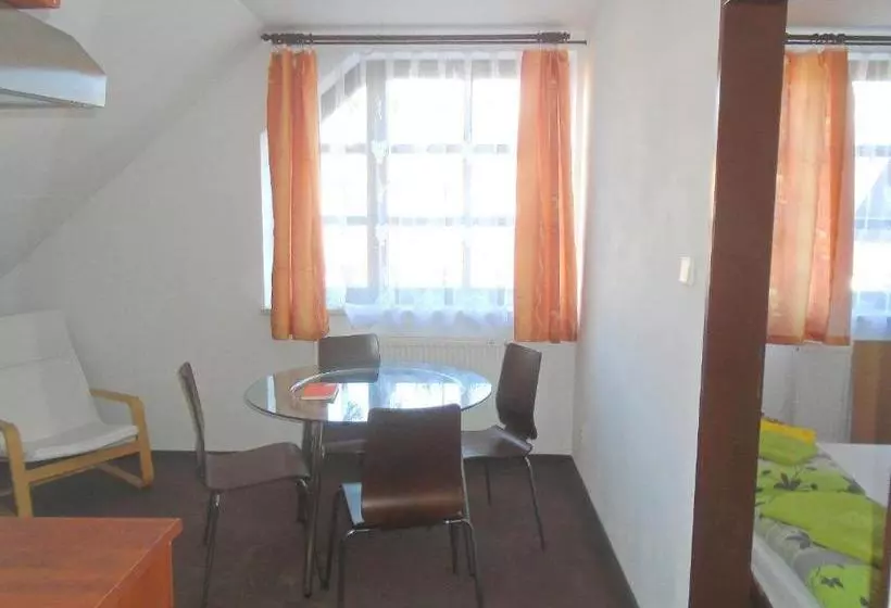 Majatalo Wellness Penzion Lázně Jablonec