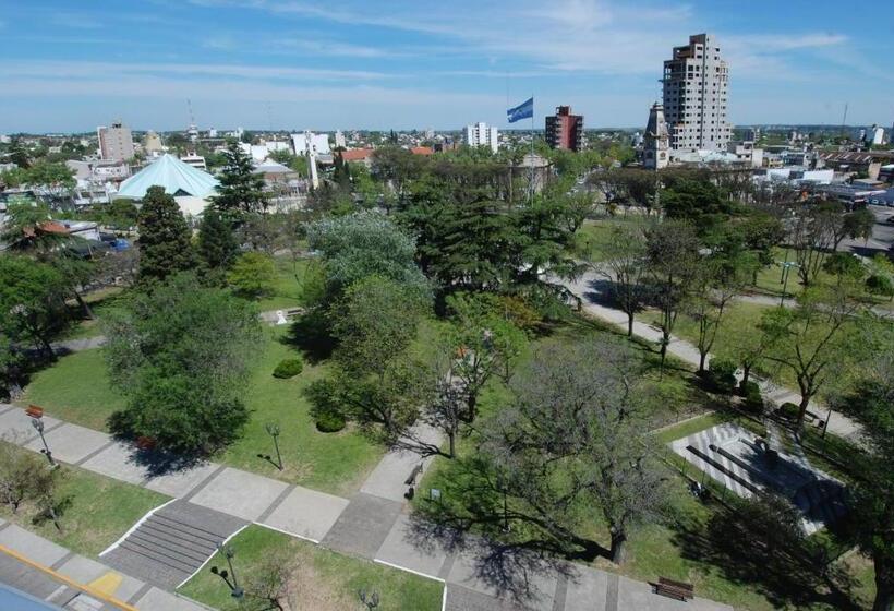 Plaza Suites Campana