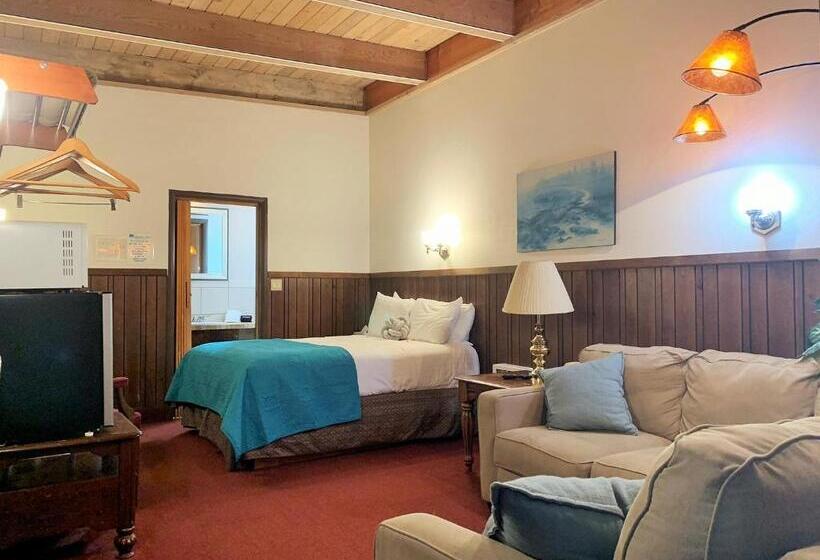 旅馆 Breakers Boutique Inn