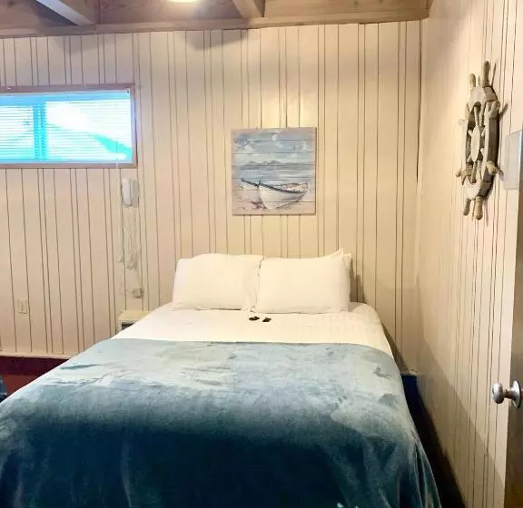 Retkeilymaja Breakers Boutique Inn