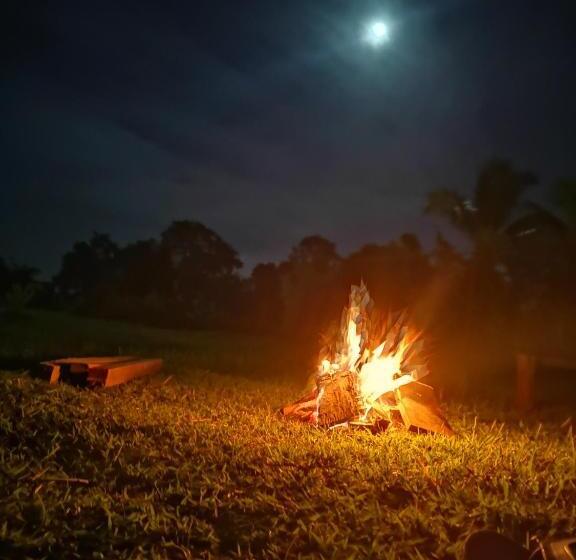 הוסטל The Boathouse