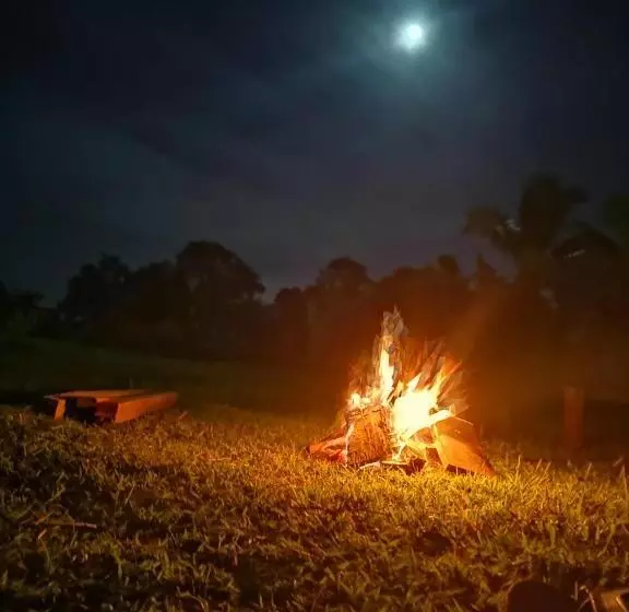 Retkeilymaja The Boathouse