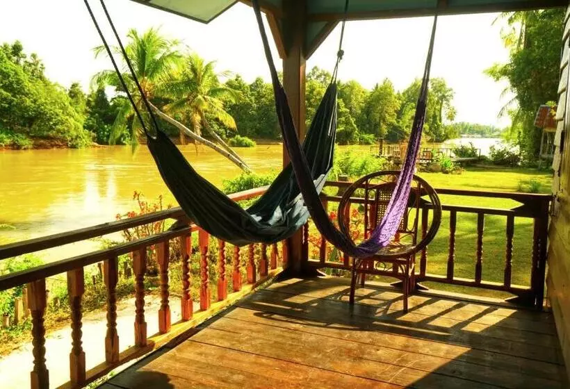 Retkeilymaja The Boathouse