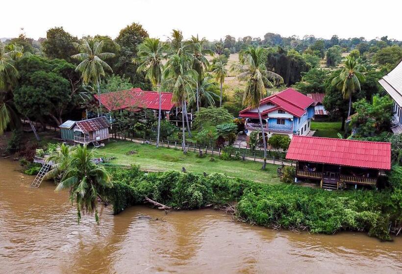 הוסטל The Boathouse