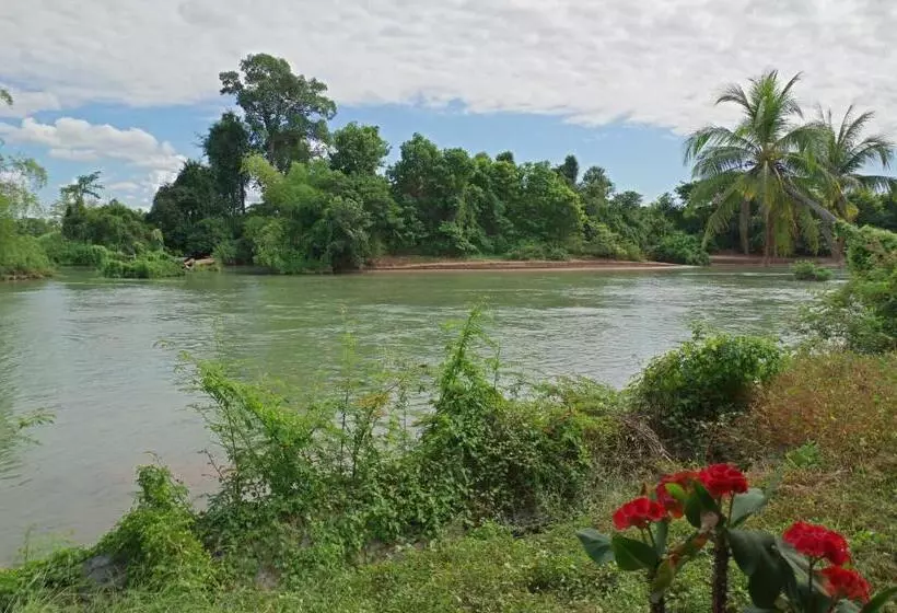 Retkeilymaja The Boathouse