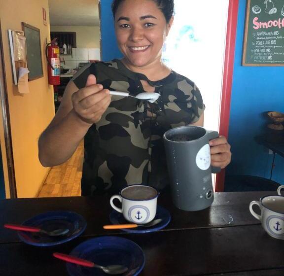 הוסטל The Spot Beachfront Sports Pousada