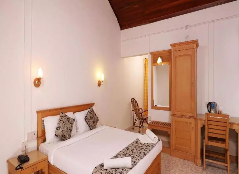 Hotelli Dew Drops Farm Resorts
