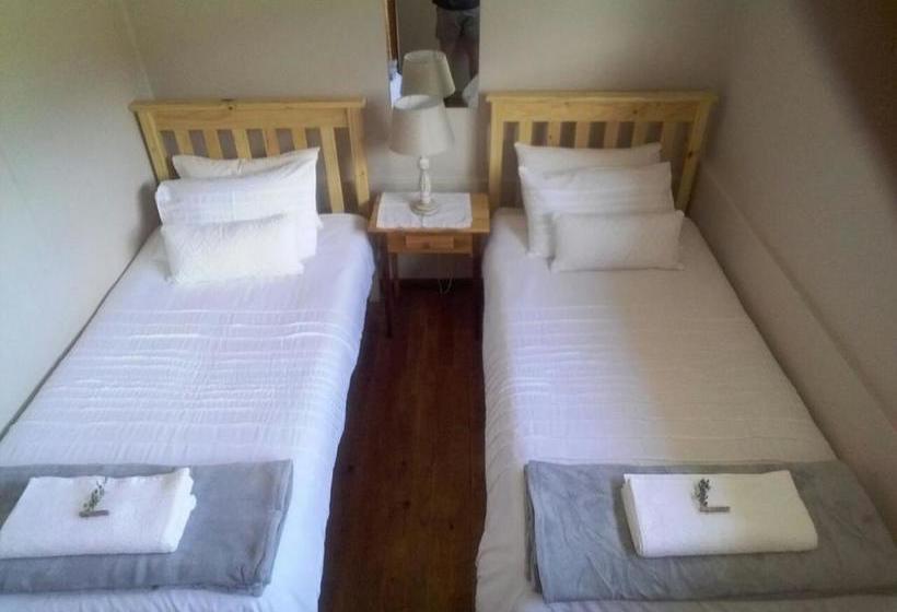 호텔 Kleingeluk Guest Farm