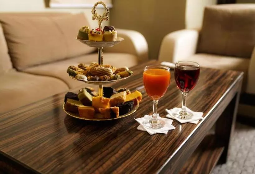 La Rive Hotels & Suites