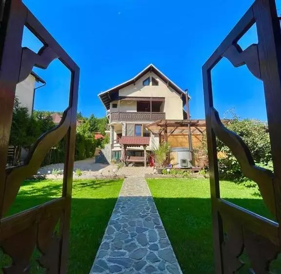 Pensiune Amandra Chalet