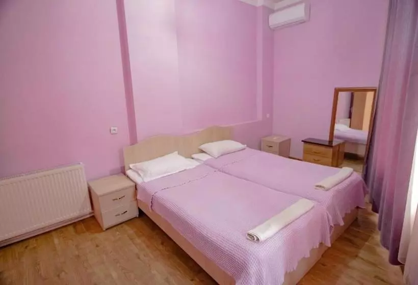 پانسیون Gh Sanapiro