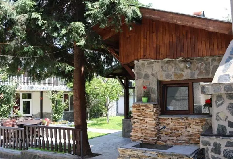 پانسیون Guest House Via