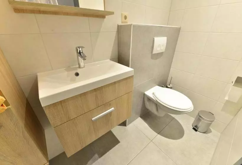 Majatalo Havenzicht Westkant