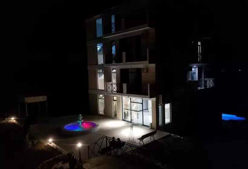 پانسیون Vita Gardenia Hotel Tskaltubo