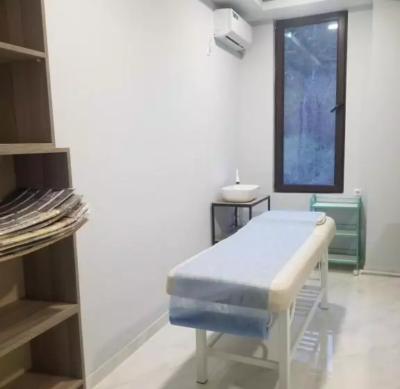 پانسیون Vita Gardenia Hotel Tskaltubo