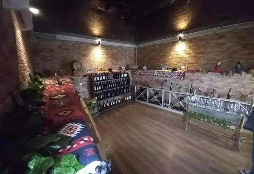 پانسیون Vita Gardenia Hotel Tskaltubo